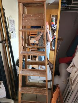 Used 6 Foot Wood Ladder Good Condition