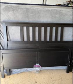 Queen bed set