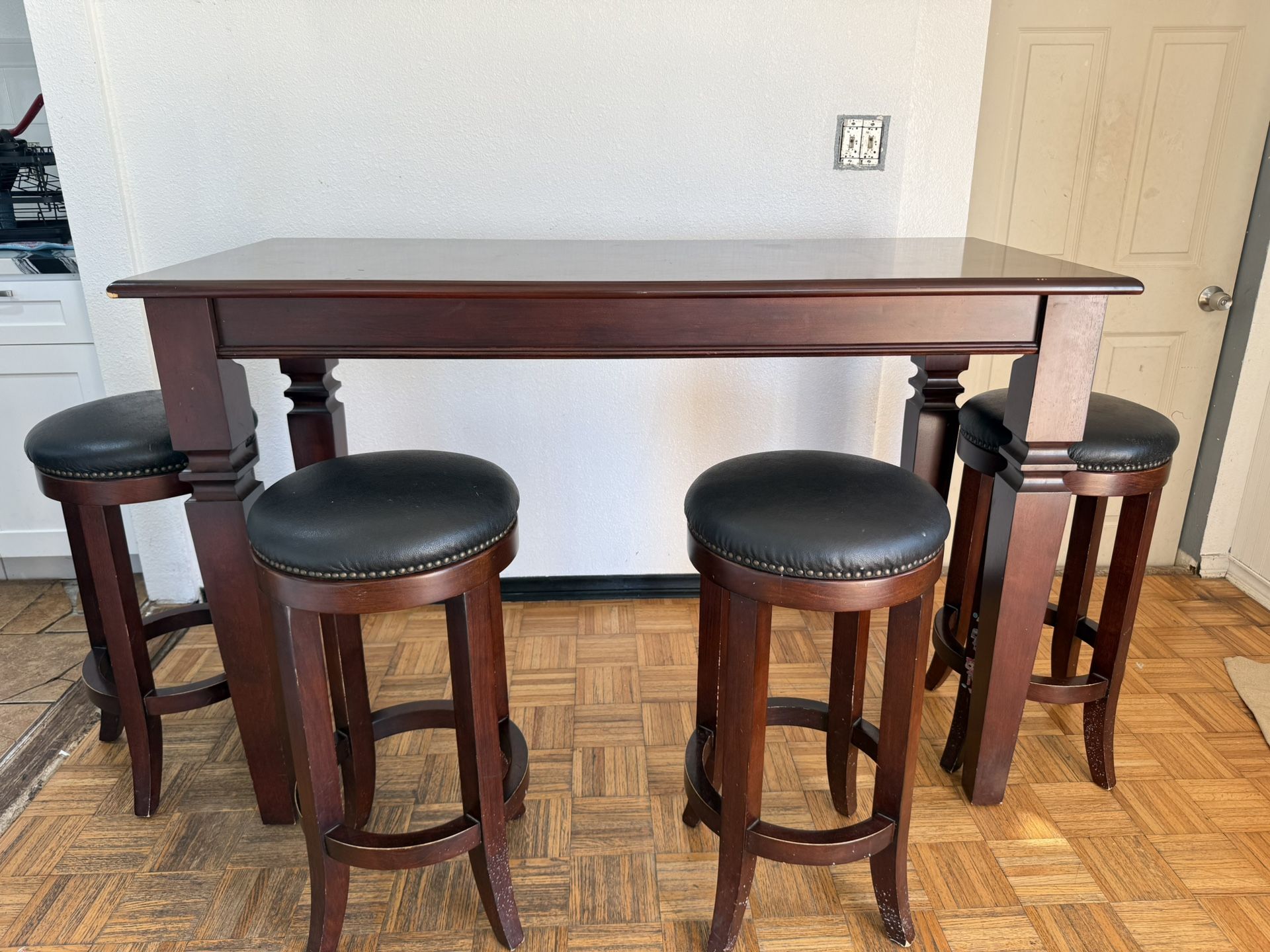 Table With Bar Stools