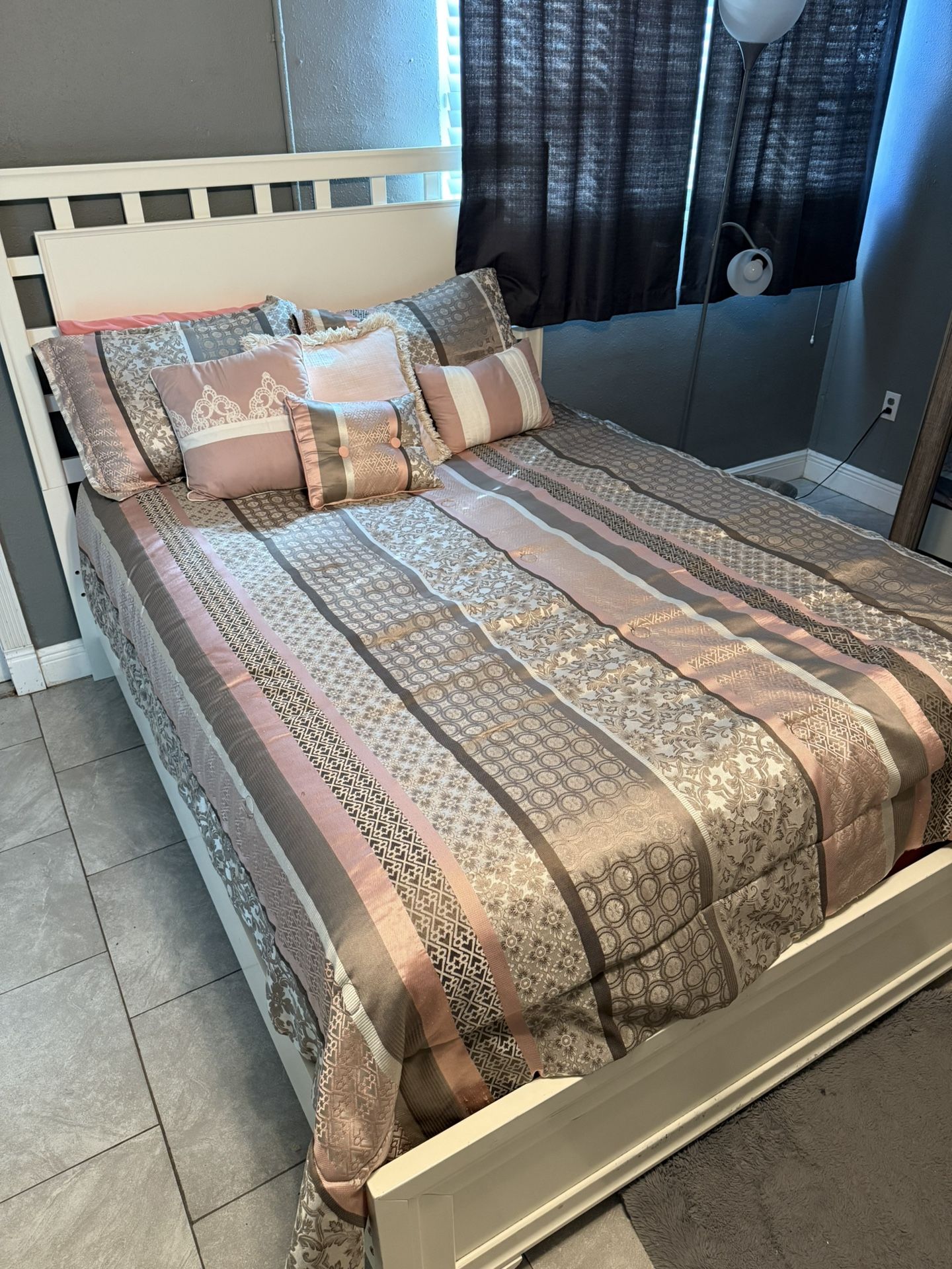 Full Sized Bed. First Come First Serve, Need It Gone