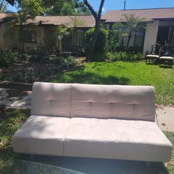 FUTON - FREE - NEED TO PICK UP
