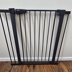 Cumbor 29.7-40.6" Baby Gate 
