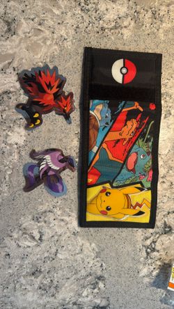 Pokémon Wallet With 2 Stickers 