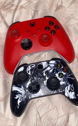 Xbox Controllers 2 For 50$ 25 A Controller 