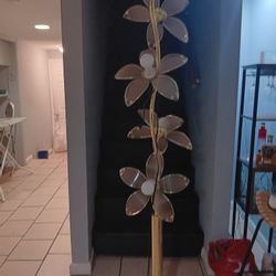 Nice Floor Lamp $60 for best offer. Serious info, serious inquiries only.