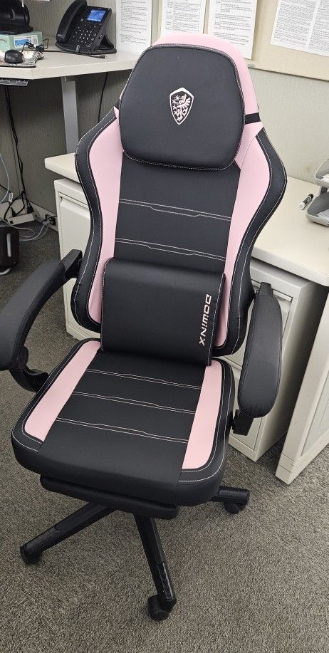 Comfortable gaming/office chair