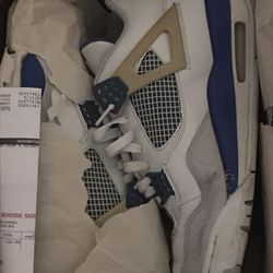 Nike Air Jordan 4 Retro Military Blue