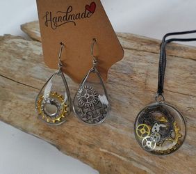 Steampunk Earring & Necklace Set