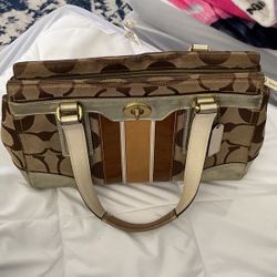 Coach Purse Medium