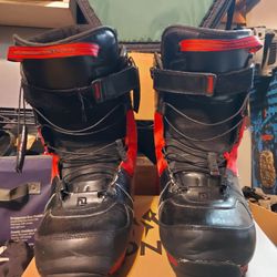 Deluxe Snowboard Boots