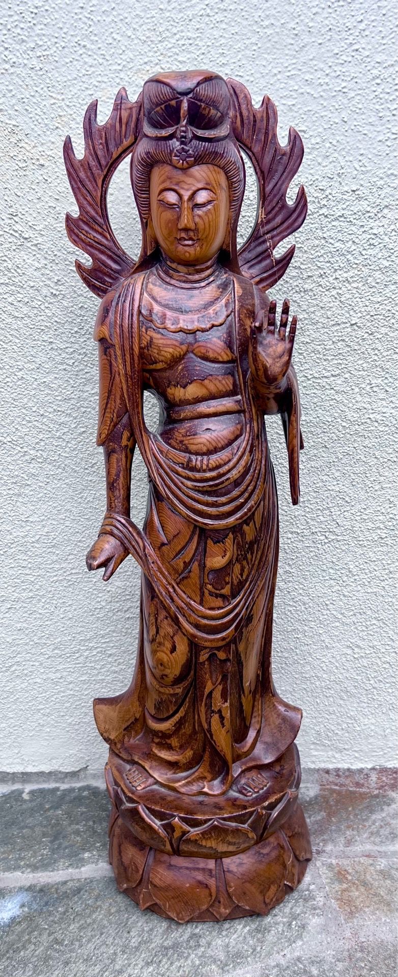 Kuan Yin Buddah Statue