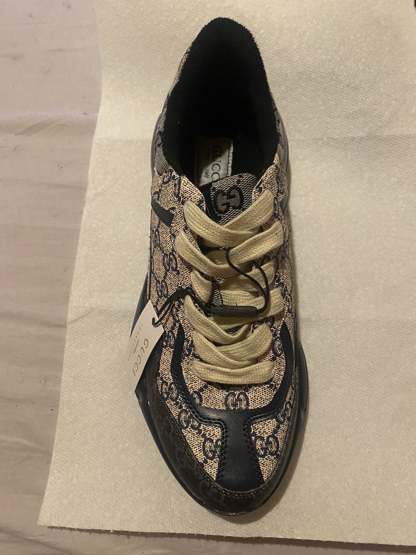 Gucci Sneakers