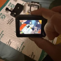 GoPro Hero 7 (Silver) 130$OBO Trade/Barter