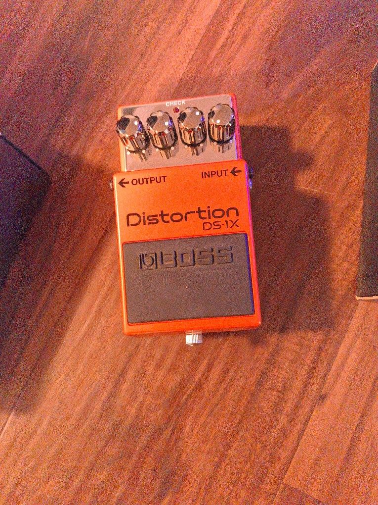 Boss DS-1X Distortion Guitar Pedal