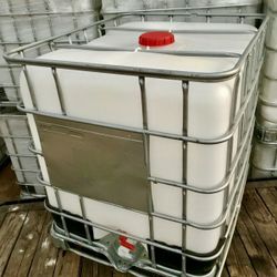 275 Gallon Food Grade IBC Totes / Rain Water Storage Containers