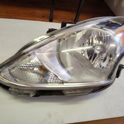 Headlight Assembly Lift Driver Side 