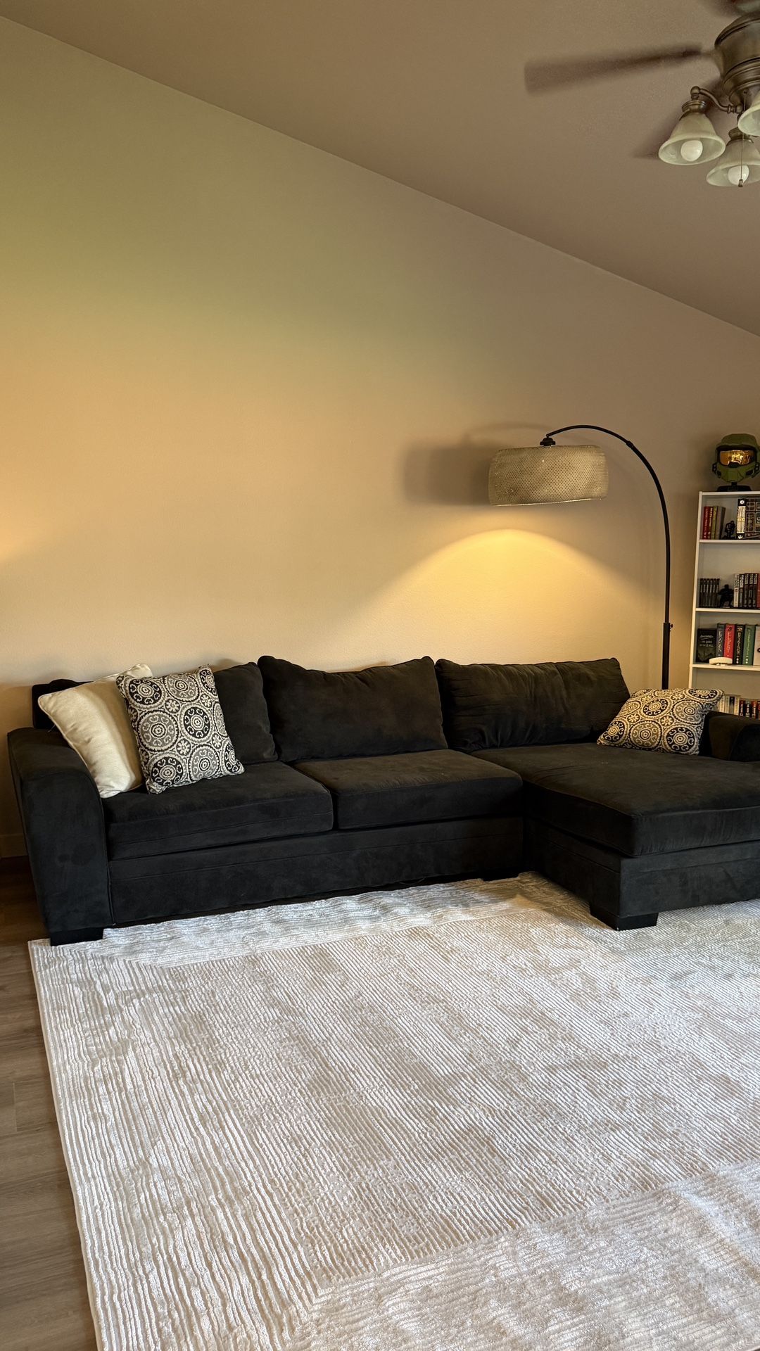 Design Sectional Couch 138”