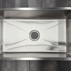16 Gauge Stainless Steel Undermount Kitchen Sink