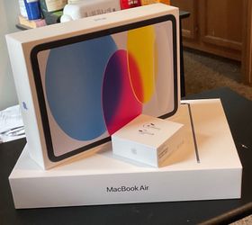 Brand New Apple iPad 11th Gen, MacBook Air 13” M4, AirPods 4