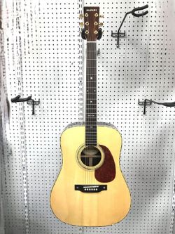 Suzuki SDG 200 Acoustic Guitar Natural Gloss