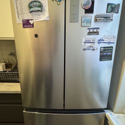 Haier Refrigerator 30”x30”x71”