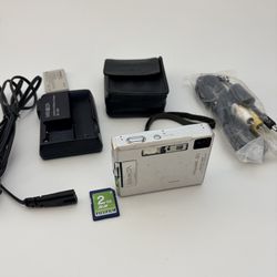 Minolta Dimage Xt 3.2MP Compact Digital Camera Silver Tested