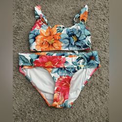 {TIME AND TRU} Floral Bikini