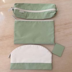Clinique 4pc Makeup Cosmetic Bag 9.5”L Set Sage Green Polka Dot Pouches & Mirror