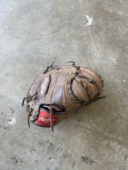 Brown rawlings catchers mitt lite toe