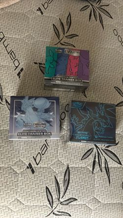 Pokemon Center Elite Trainer Box ETB