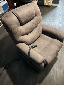 Recliner with Lift.