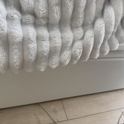 Malm High Bed Frame/2 Storage Boxes