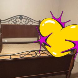 Drexel Heritage Queen Bed Frame