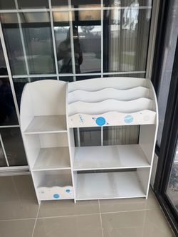 Kids Book Shelf