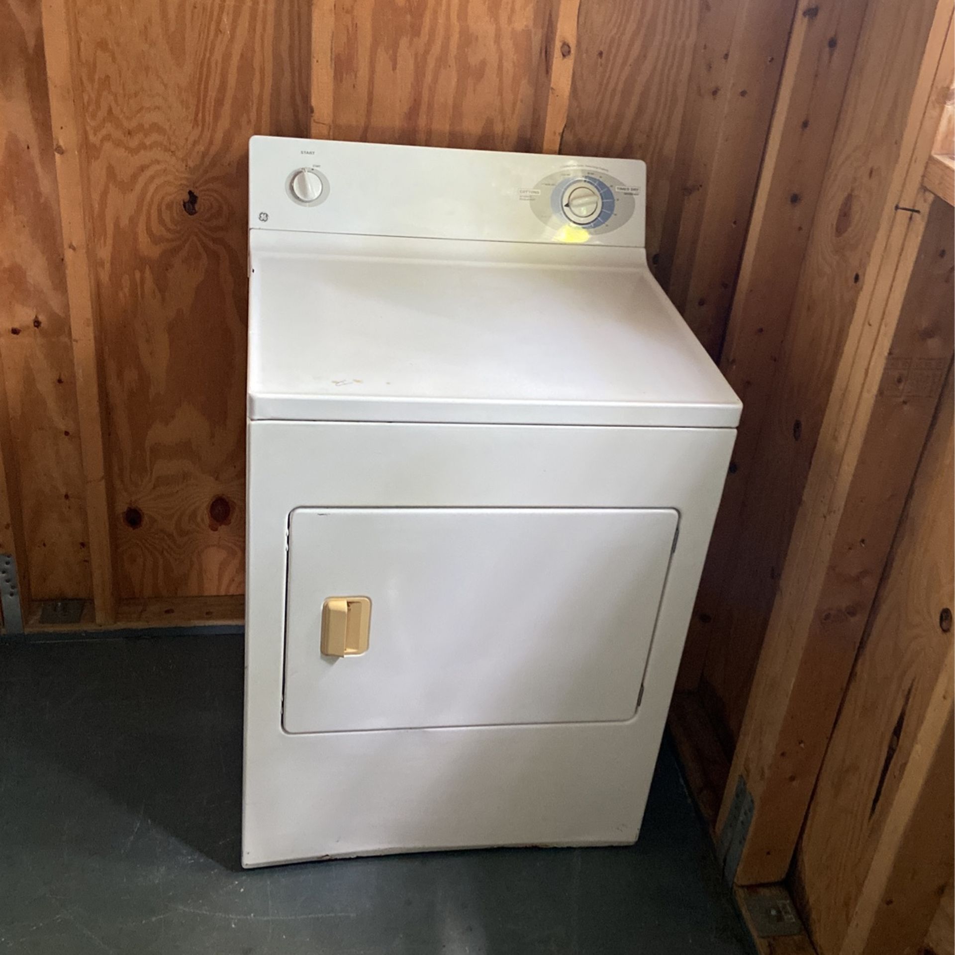 GE Family Size Dryer