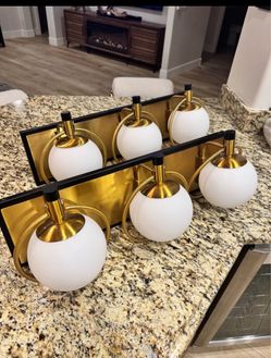 Modern 3-light LED vanity fixture