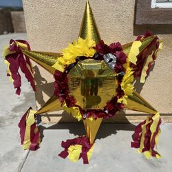 Yellow Plain Regular Star Pinata 