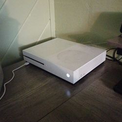 OFFERS!!! Xbox One S - 1T/800GB ONLY CONSOLE