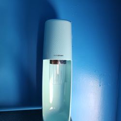 Soda Stream Sparkling Water Maker