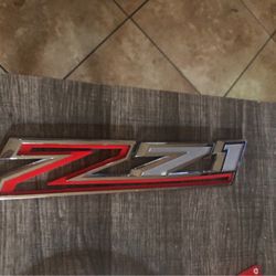 Silverado Fender Emblem Used Z71