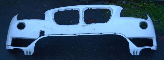 USED REF#U0513 || 2013-2015 BMW X1 || FRONT BUMPER COVER ONLY