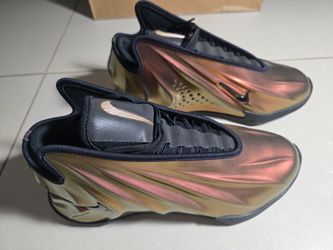 Nike GT FUTURE size 8.5. Never used!