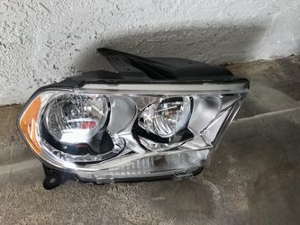 Dodge Durango Headlight 2011-2013, Dodge Durango Headlamp, Passenger Side Light, NEW OPEN BOX ORIGINAL DODGE 