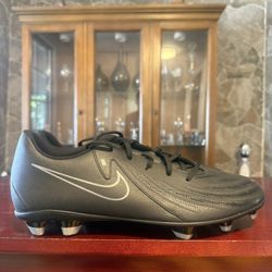 New Mens 10.5 Nike Phantom GX 2 fg soccer cleats futbol nuevo shoes $35 cash, pick up in Reseda only (Tampa and Vanowen)