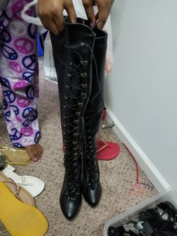 Size 11 Tie up boots