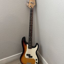 FENDER Player II Jazz Bass (MEX, RW) - 3-color sunburst, some scratches but nothing wrong with functionality  19 th ave and Northern