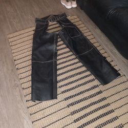 Size Large Harley-Davidson Chaps In Good Condition