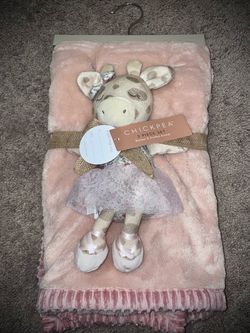 Chickpea baby blanket and stuffy