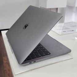 Apple - MacBook Pro (13-inch, M2, 2022)  / 8 CPU - 10 GPU | 8GB RAM | 256GB SSD - 90 DAYS WARRANTY INLCUDED - TAKE THIS HOME FROM $5 