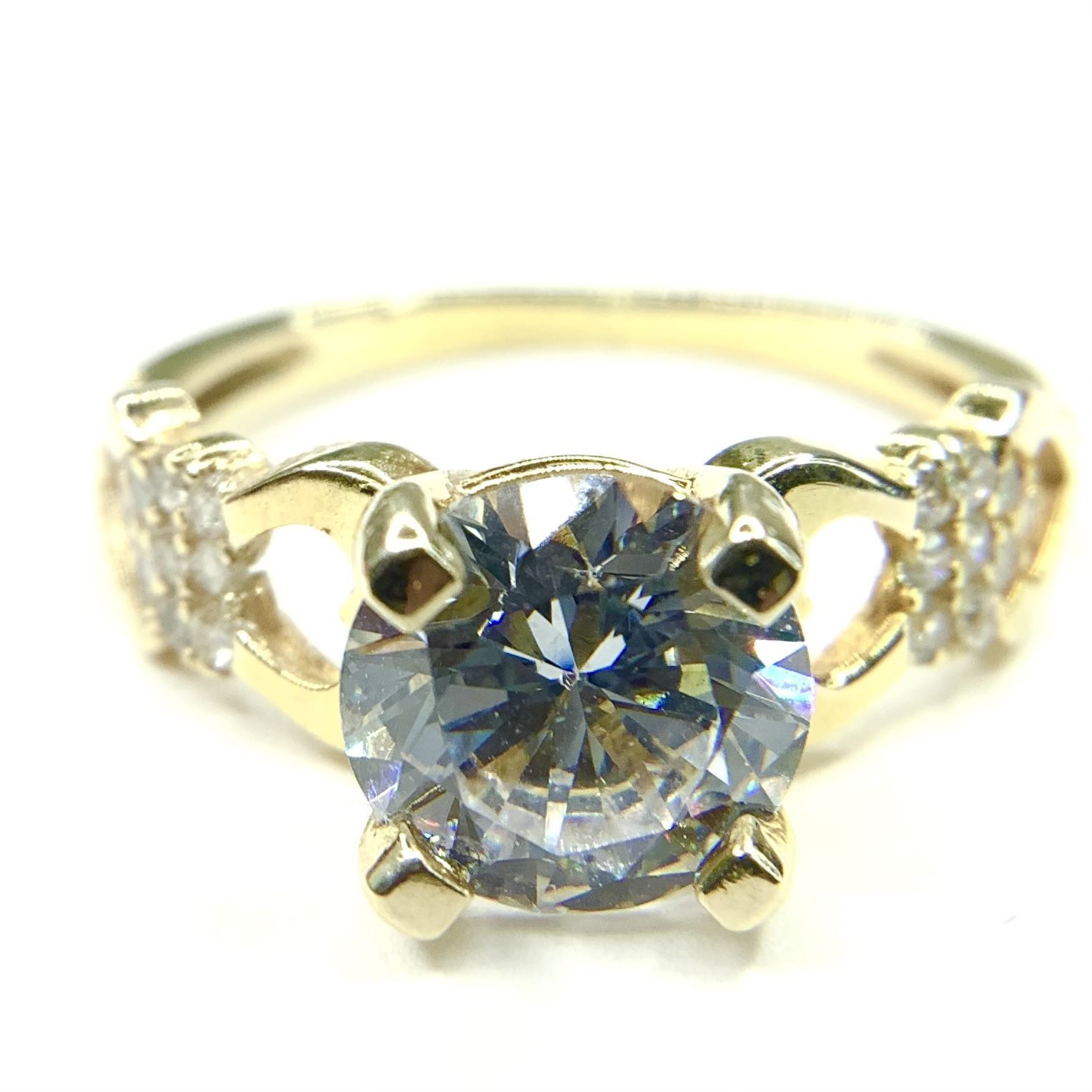 10K Yellow Gold Cubic Zirconia Engagement Ring Size 5